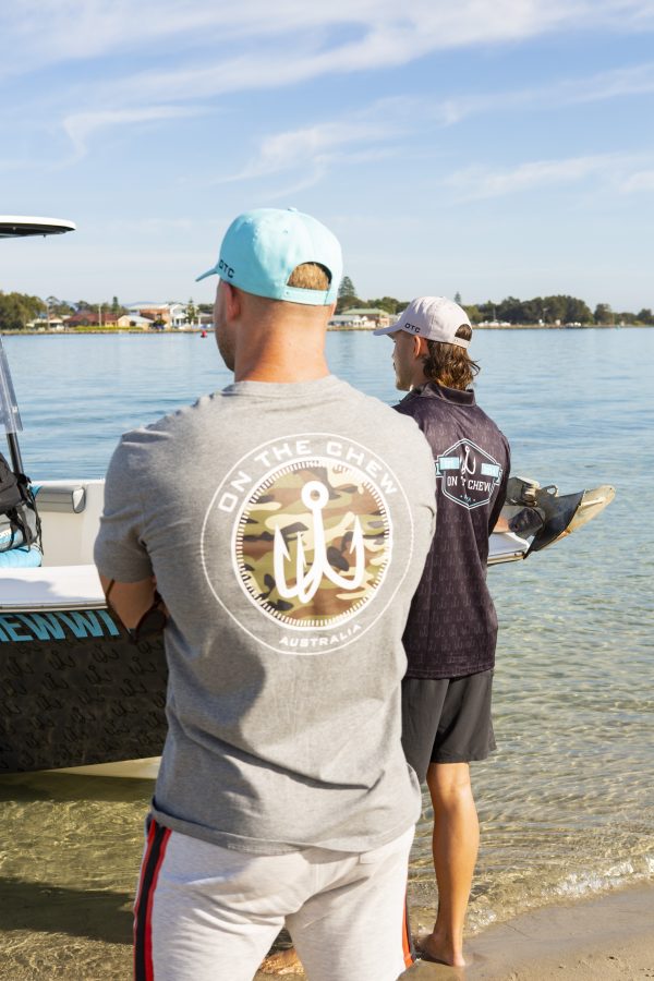 281A3507 scaled Fishing and lifestyle clothing. On The Chew <ul class="mybullet"> <li>Smooth & soft cotton</li> <li>Comfort stretch</li> <li>Active fit</li> </ul> $20.00